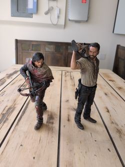 The Walking Dead Daryl And Rick Figures 