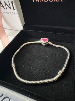 19cm Silver Tone Bracelet with Pink Heart Clasp