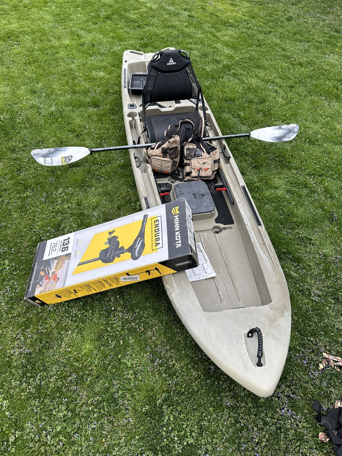 12 Ft fishing Kayak