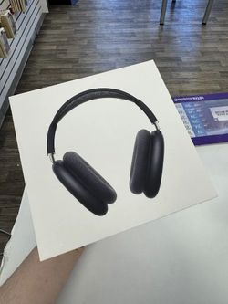 Apple - AirPods Max (USB-C) (Brand New)| $5 Down | Payment plan available