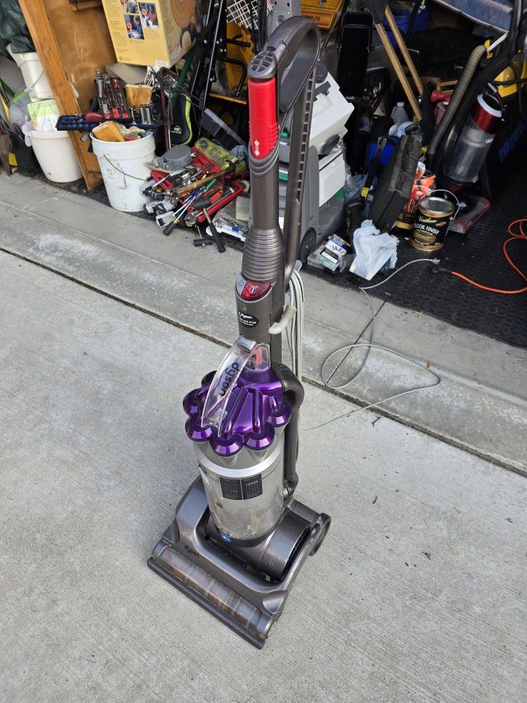 Heavy Duty Dyson Vacuum Cleaner