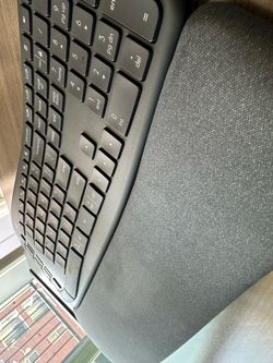 Logitech Ergonomic Keyboard