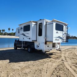2019 Truck Camper Egle Cap Model 1165