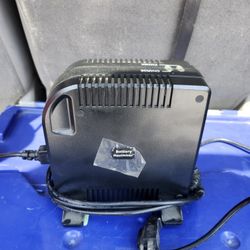 Battery Maximizer 24V 8A Battery Charger for Power Wheelchair Scooter EA1230B