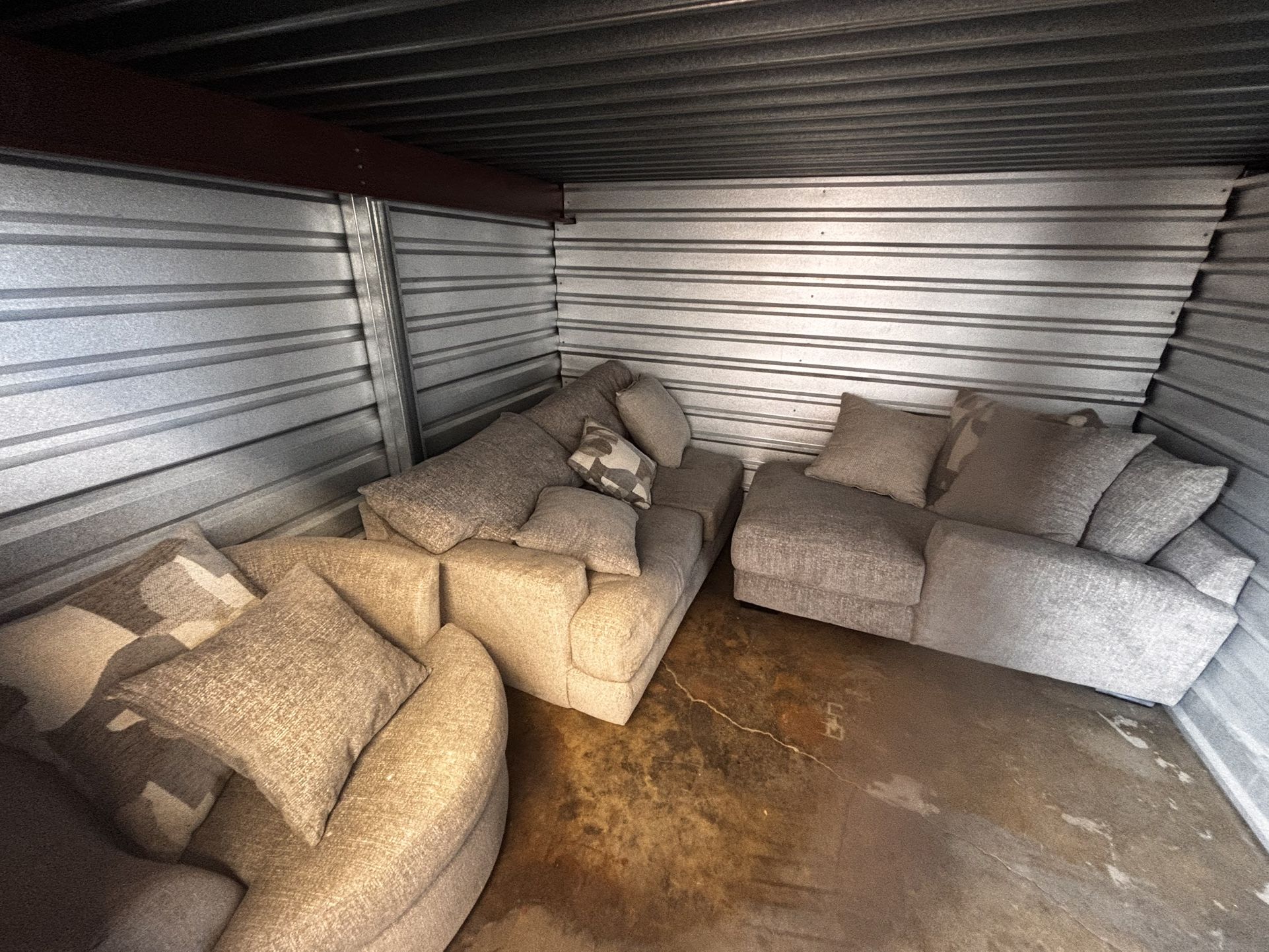 Gray Sectional Couch – Fair Condition