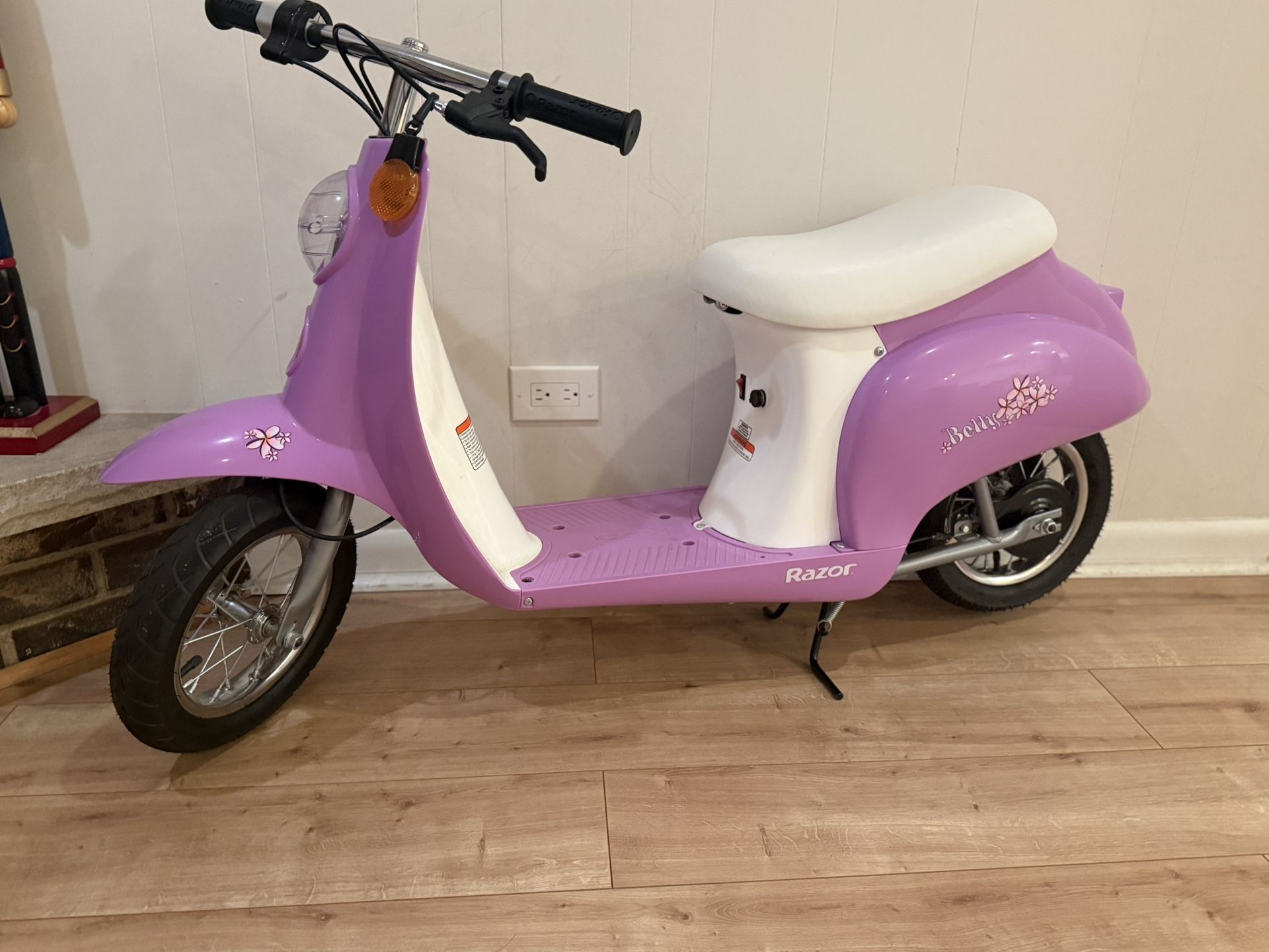 Razor Pocket Mod Miniature Euro-Style Electric Scooter - Betty