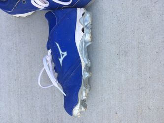 Mizuno Royal Blue Softball Cleats