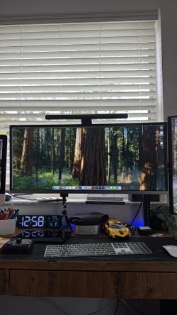 34” Samsung Monitor