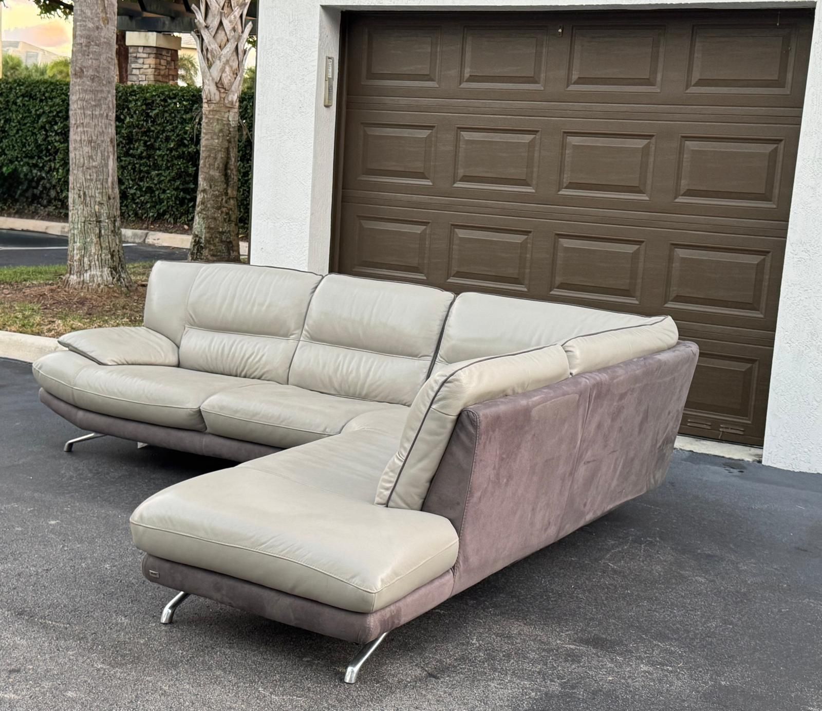 Couch/Sofa Sectional - Gray - Leather - Delivery Available 🚛