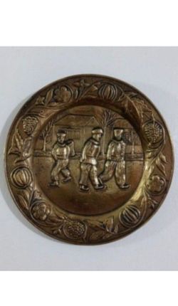 ENGLAND BRASS WALL PLATE 8" - M98