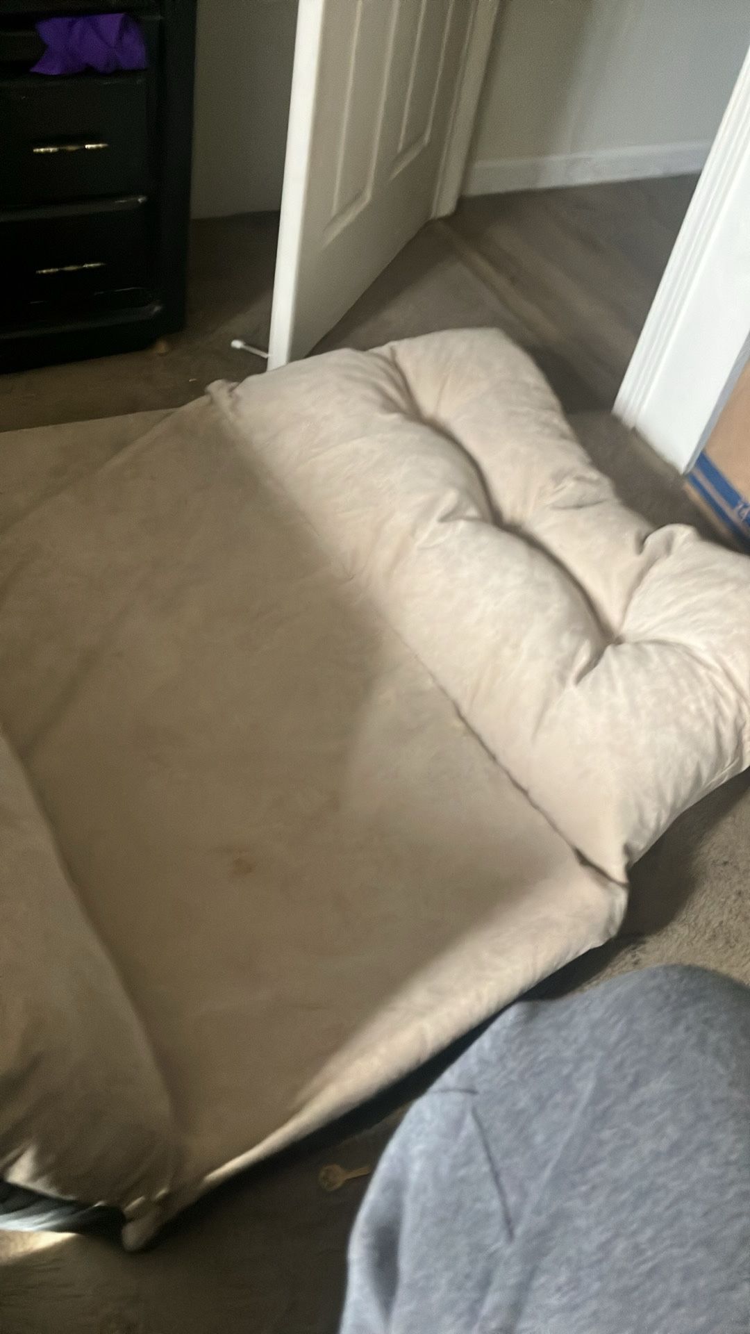 A Foldable Couch