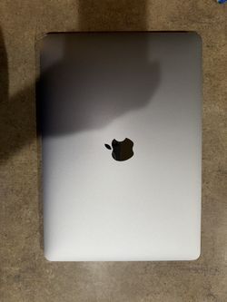 13” 2020 MacBook Pro With Touch Bar/ID