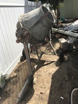 Cement mixer