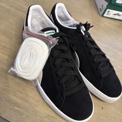 PUMA Suede Classic XXL Sz 12 Black White #182
