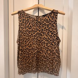 Banana Republic leopard print sleeveless blouse M