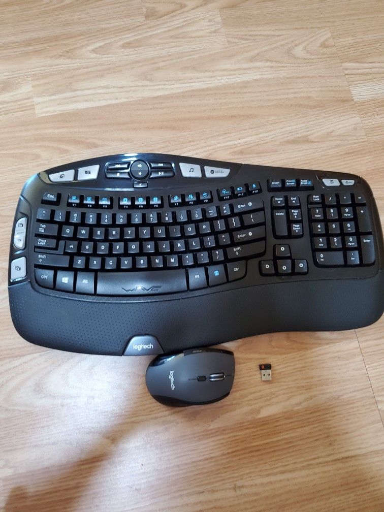 Logitech Wireless Keyboard And Mouse (With Dongle)