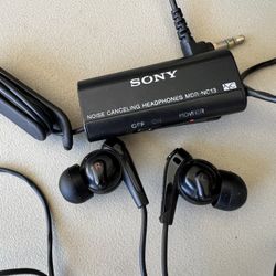 Sony MDR-NC13 In-Ear Noise Cancelling Headphones - Black