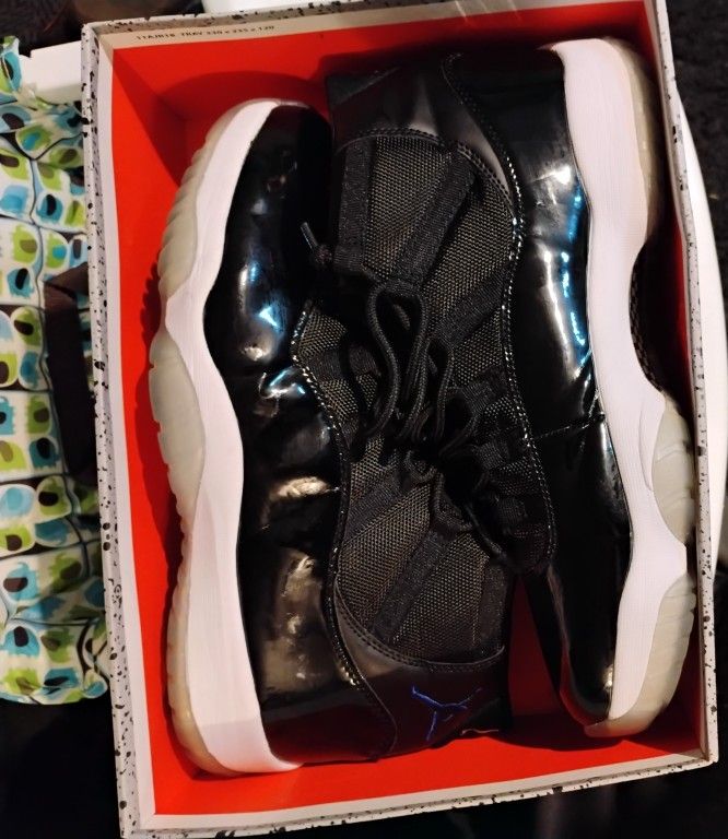 Micheal Jordan 11 Retro Shoes