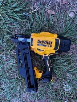 Framing nailer 21 Dewalt tool only