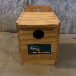 Bird Nesting Box