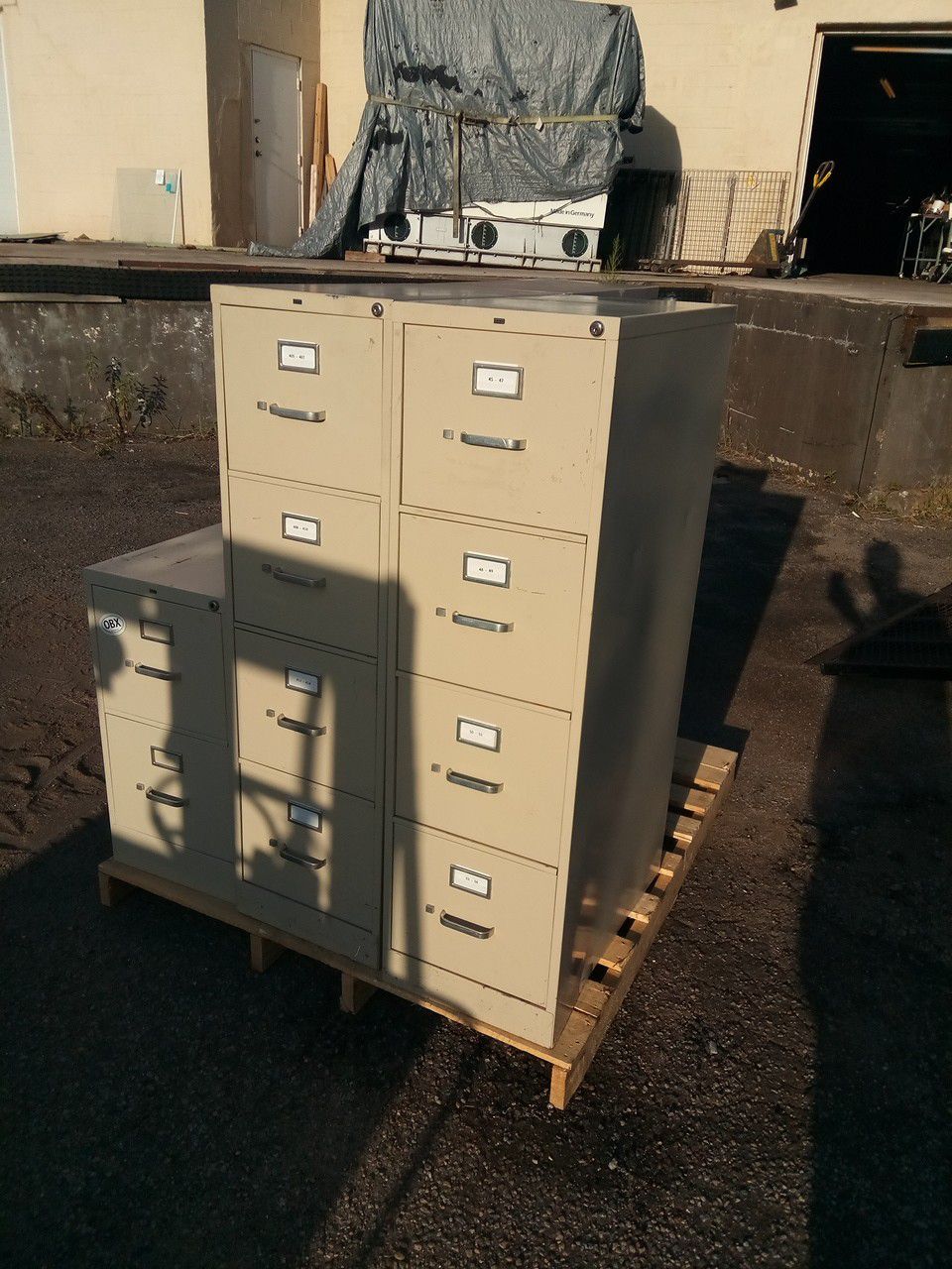 File/storage cabinet 4 drawer