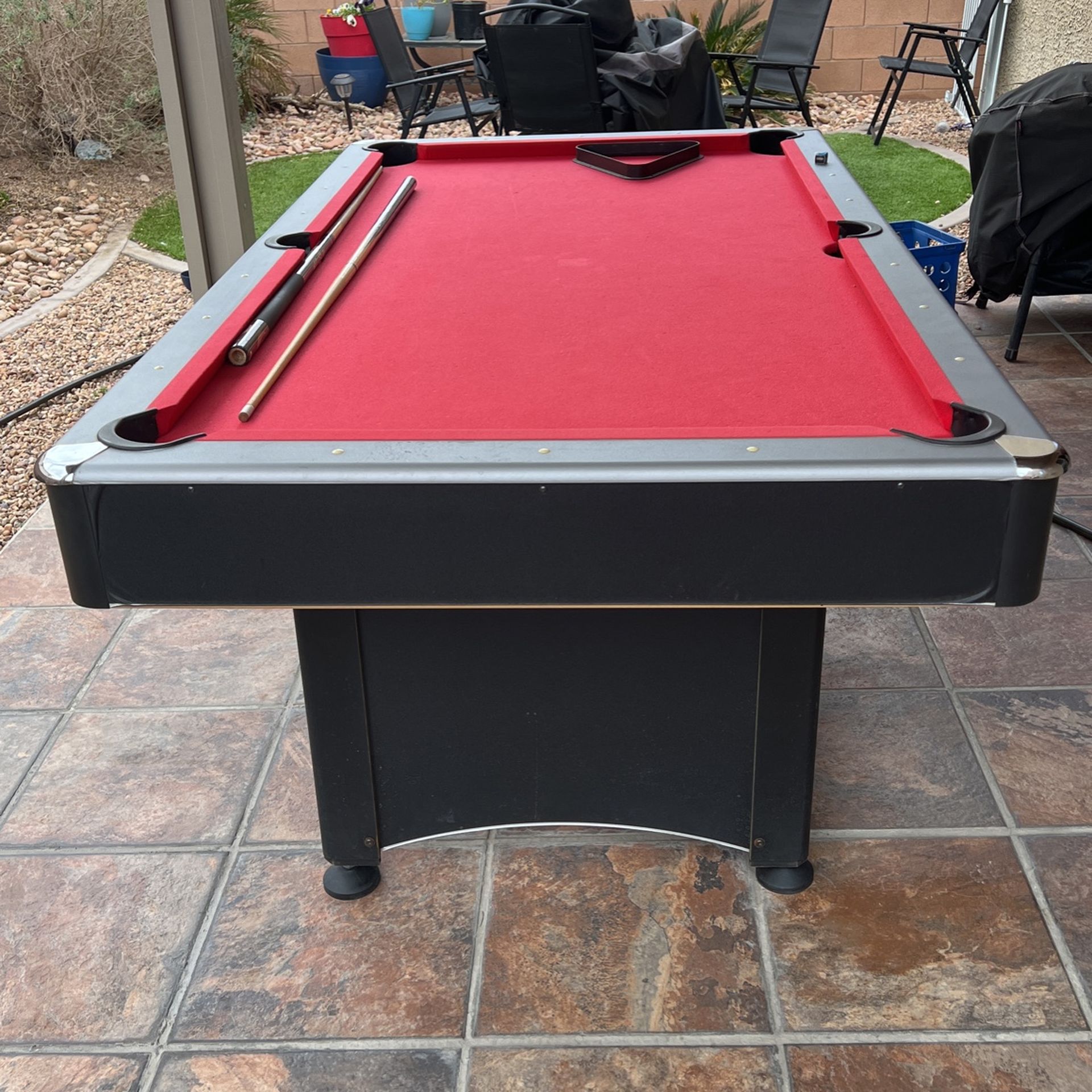 7ft. Las Vegas Raiders Pool Table for Sale in Sanger, CA - OfferUp