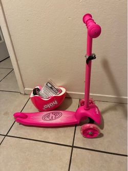 Scooter comes with helmet