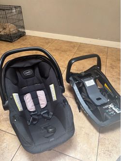 Even Flo Pivot Stroller/Car seat