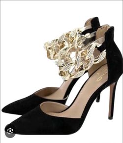 No. 9 Black Heels size 7