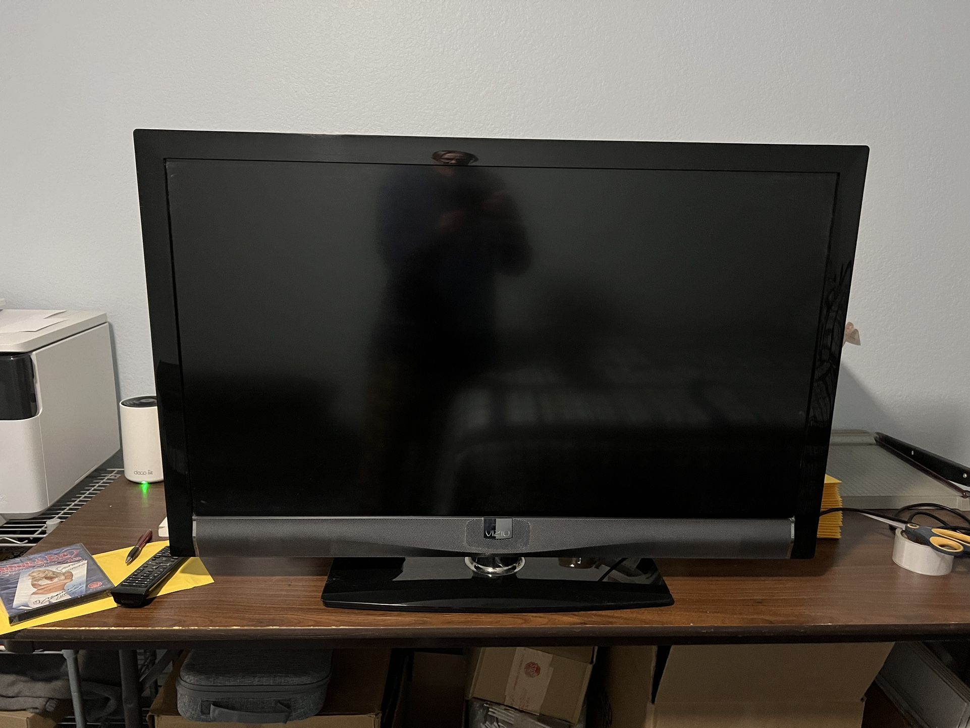 Vizio 42” LCD 1080p TV