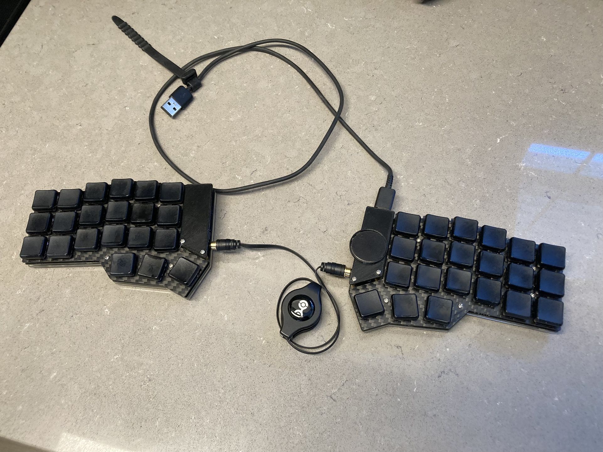 Corne V3 Ergonomic Mechanical Split Keyboard (CRKBD)