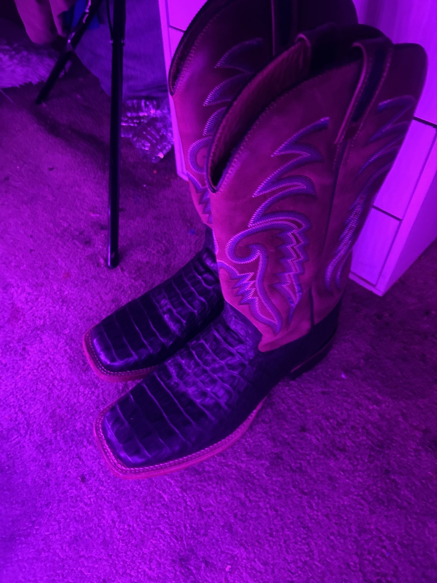 Old West Size 10 Brand New