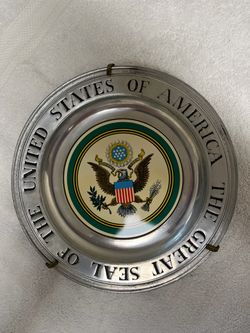 Wilton Great Seal of USA 11” display plate