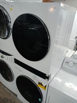 LG ThinQ front load unitized washer and gas dryer laundry center - Free delivery