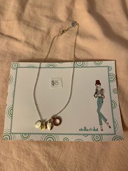 Stella & Dot “You are my sunshine” necklace