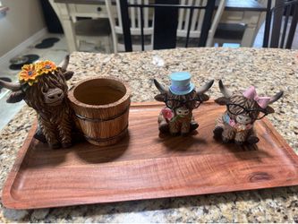 Highland cow figurines