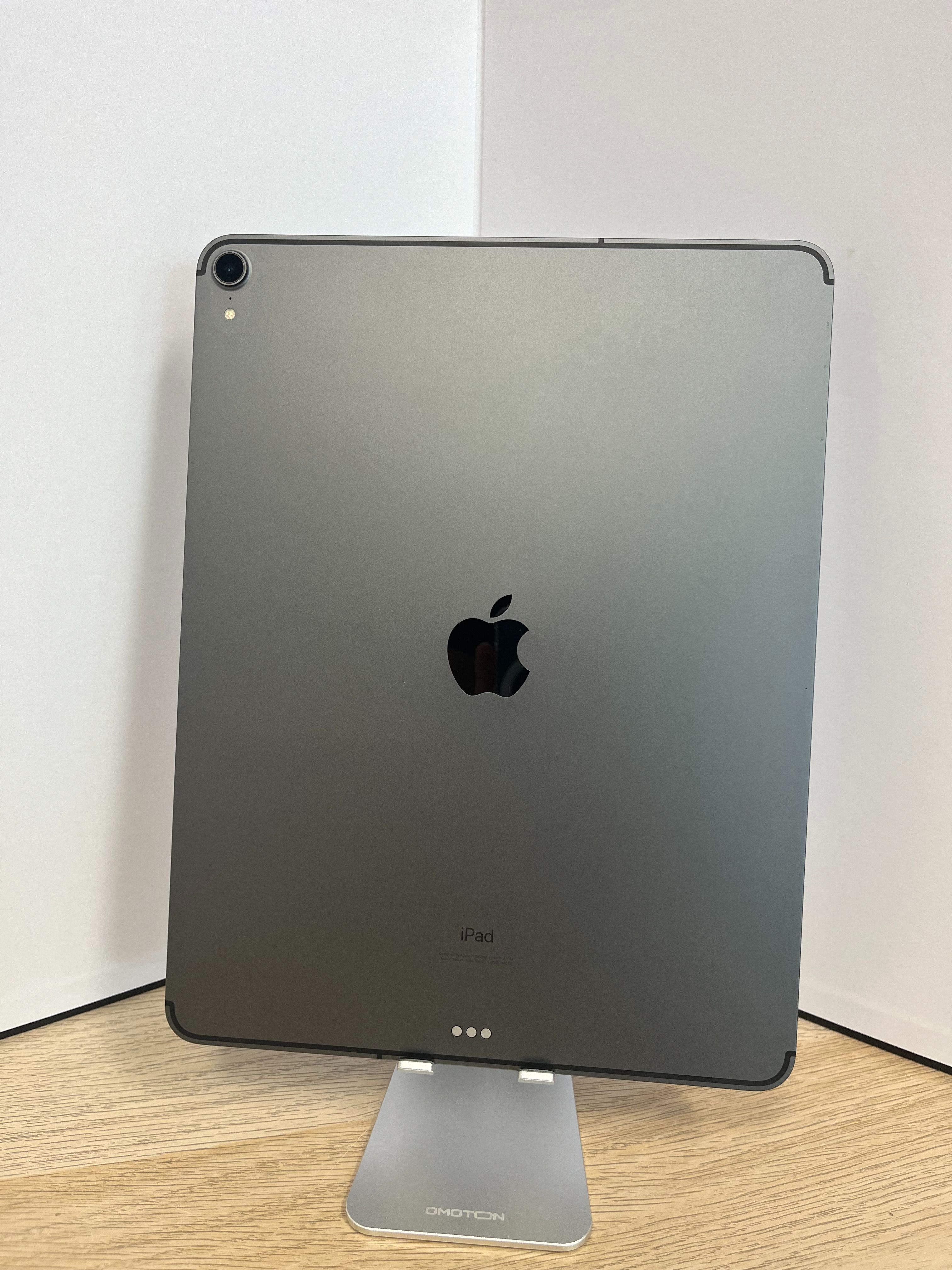 iPad pro 12.9" 3rd Gen - WiFi + Cellular - 64GB
