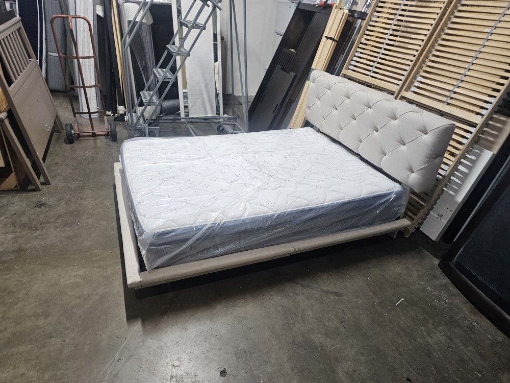Full Bed And Mattress