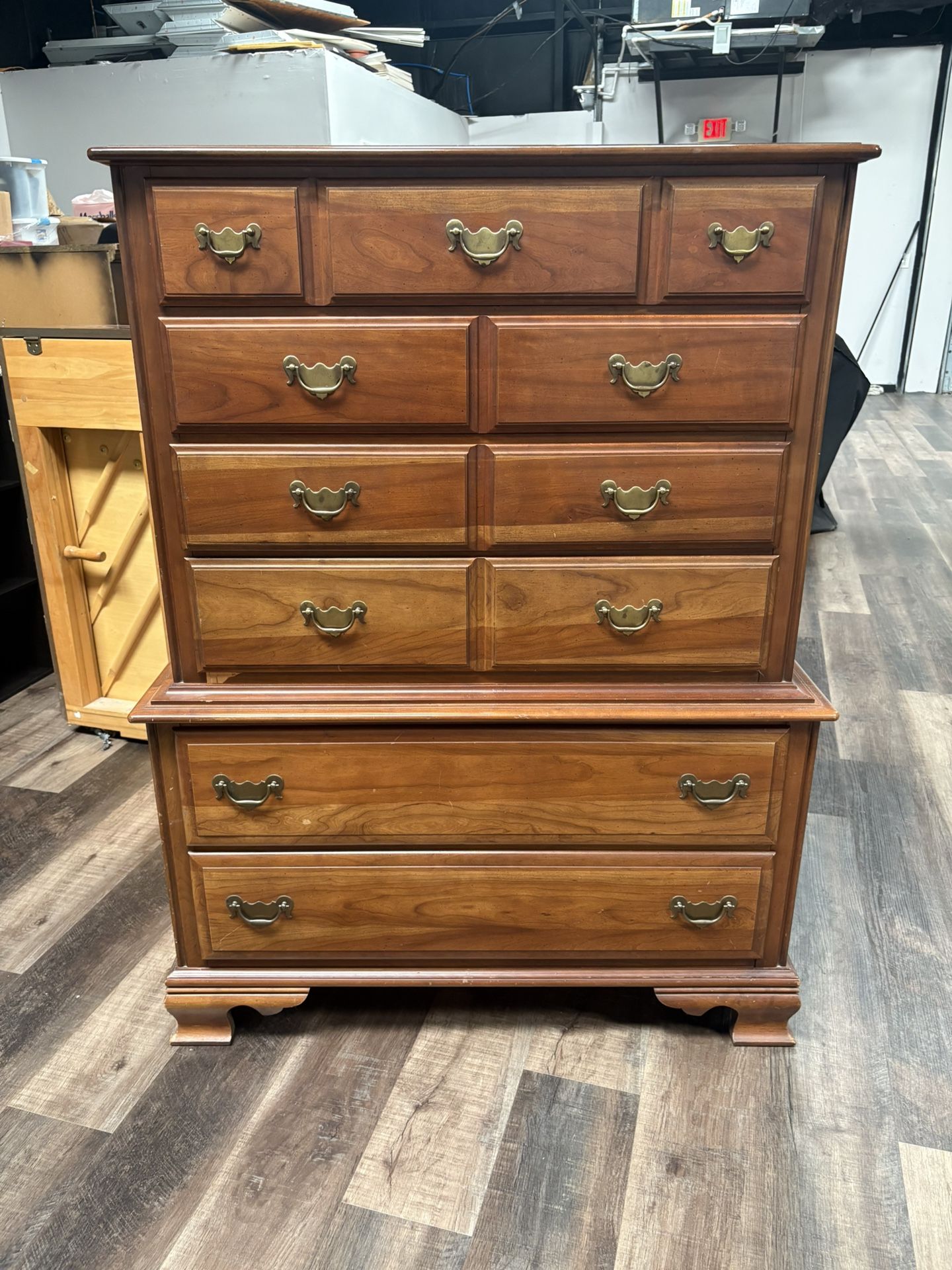 Beautiful Solid Wood Vintage Drew Tall Chest Dresser. Great Condition. Great Quality. Dovetail Drawers. 51”h X 19”d X 40”l