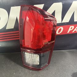 2016-2023 Toyota Tacoma Taillight