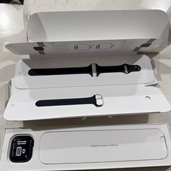 Apple Watch Series 7 (41mm)