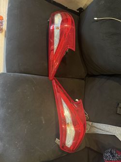 Nissan Altima Head And Backlights