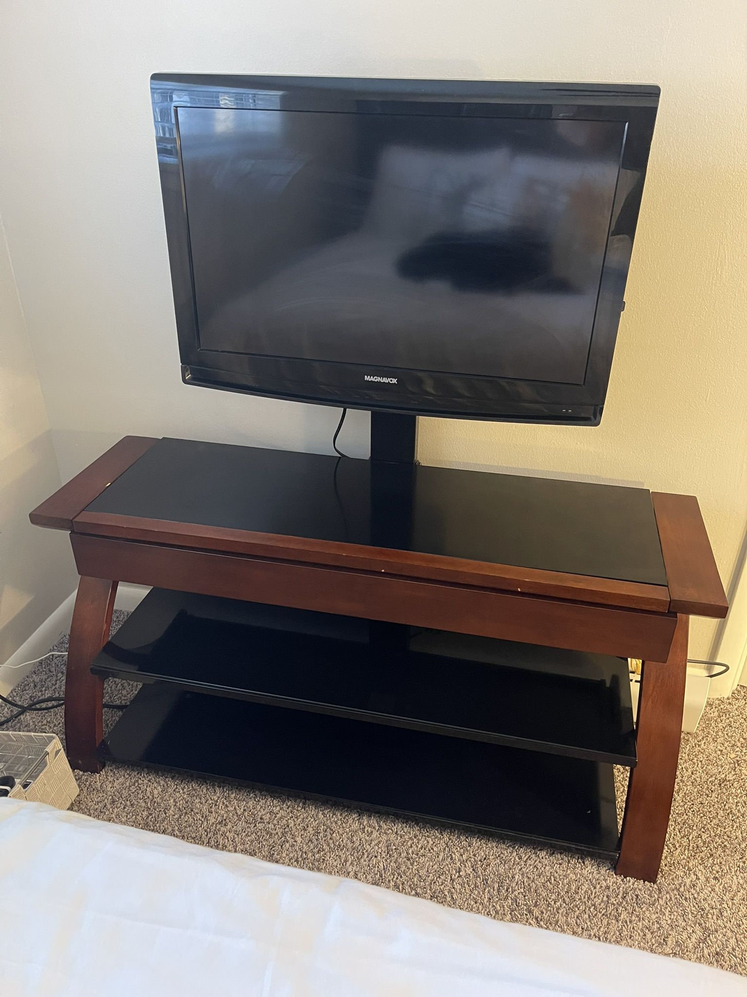 32” TV and TV Stand
