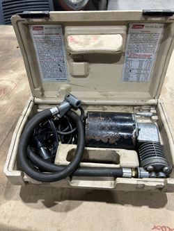 Vintage portable Coleman air compressor 150