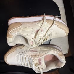 Reebok Size 7 