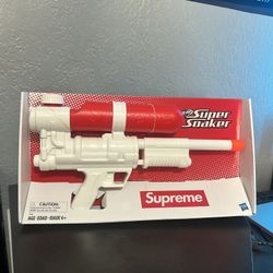Supreme Super Soaker 50 Water Blaster