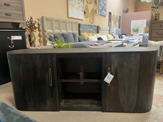 STUNNING TEAK AND MANGO WOOD TV STAND