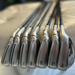 TaylorMade M6 #7-PW, AW Iron Set Right Hand 