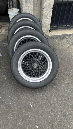 Wire Spoke Wheels with Toyo Proxes Tires – Set of 4