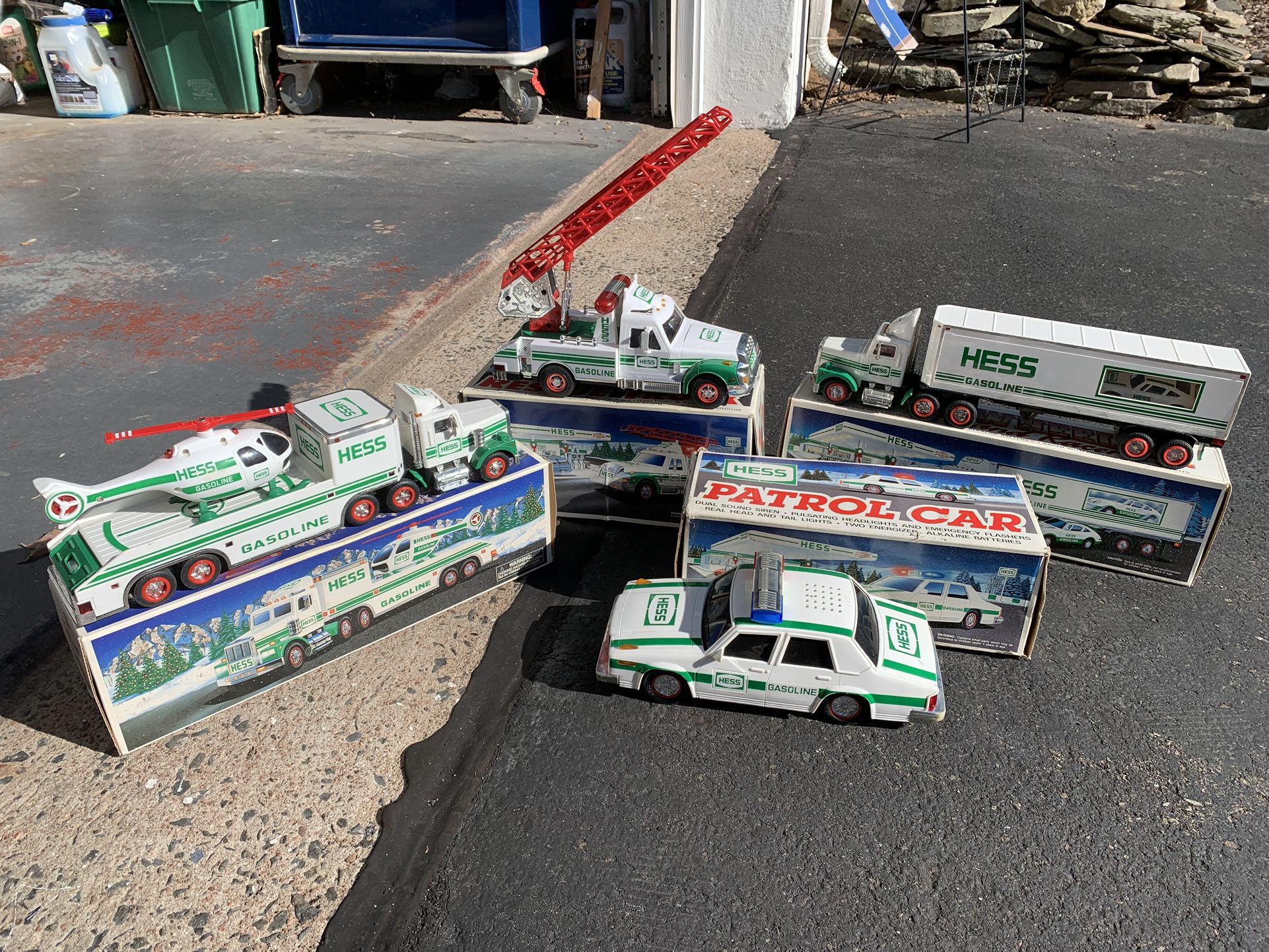 VINTAGE HESS TRUCKS